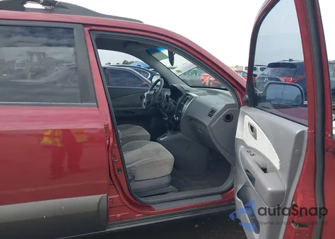 2005 Hyundai Tucson Gls/Lx from USA, damaged, VIN KM8JN12D65U222596